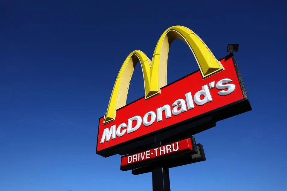 how much does a part-time job at mcdonald's pay